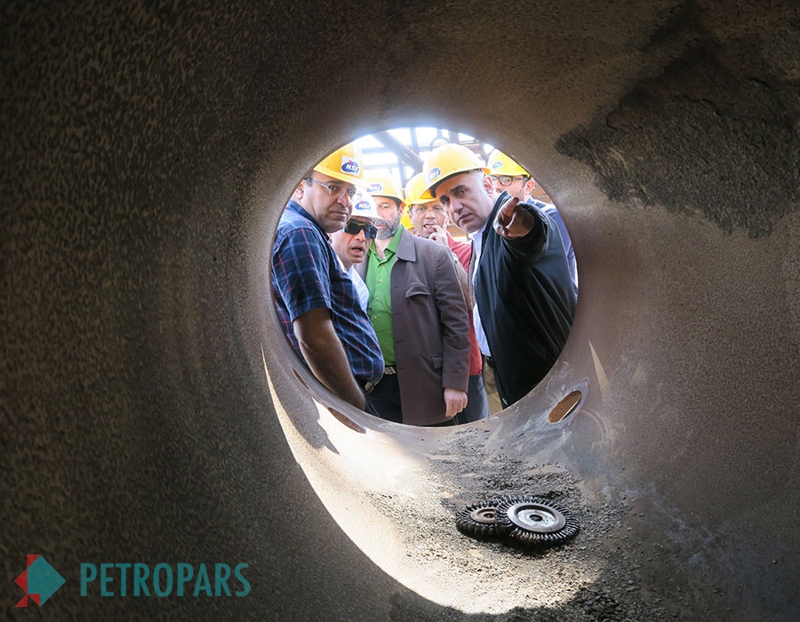 Petropars Group Managing Director Visits South Pars  Phase 11 Jacket